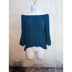 GNW off the shoulder loose fit top medium